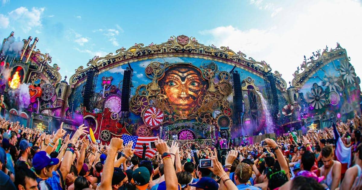 Tomorrowland åldersgräns