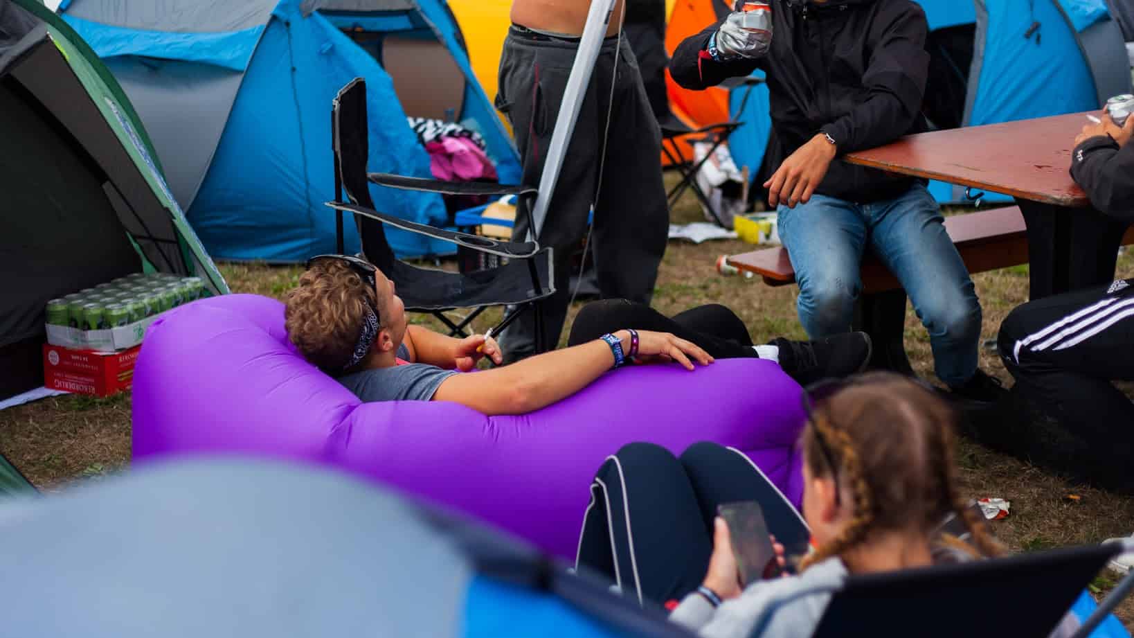 Chillar på Defqons camping