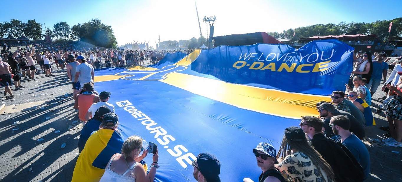 Coretours Defqonflagga