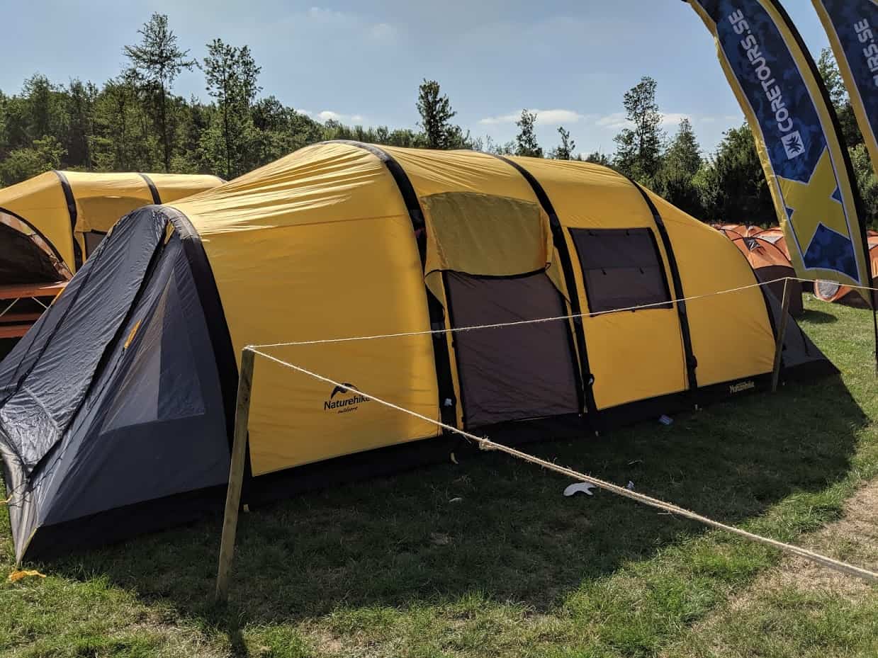 Coretours familjetält
